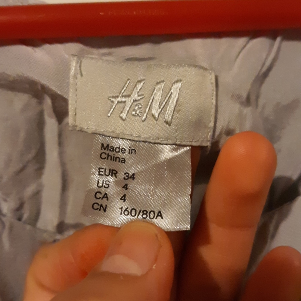 Dress - Picture 3 of 3